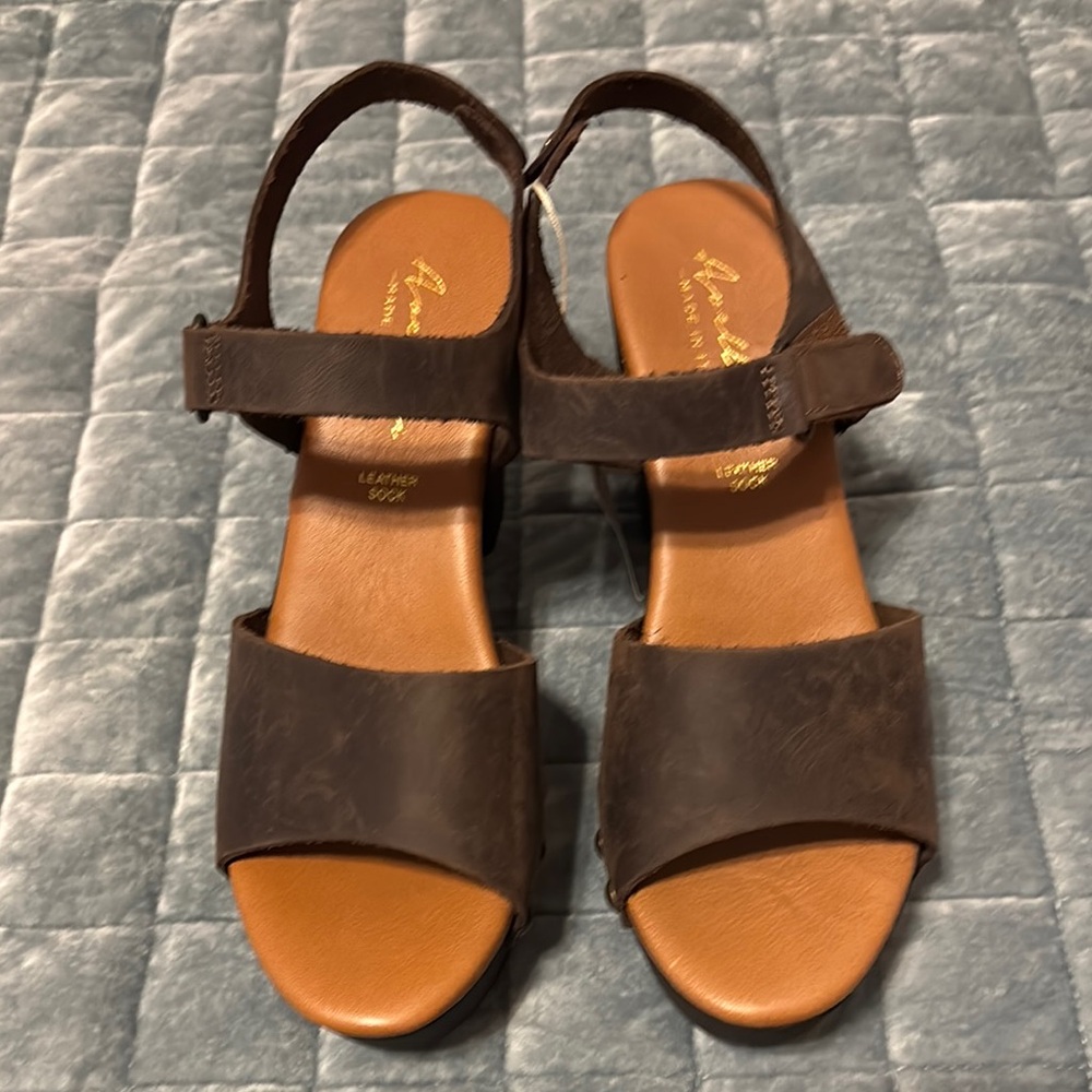 Avellini Brown Leather Sandals NWT sz 40 Made in Italy